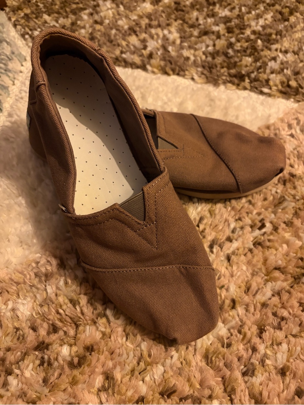 Tom’s Beige canvas Alpargata Slip-ons Size 9